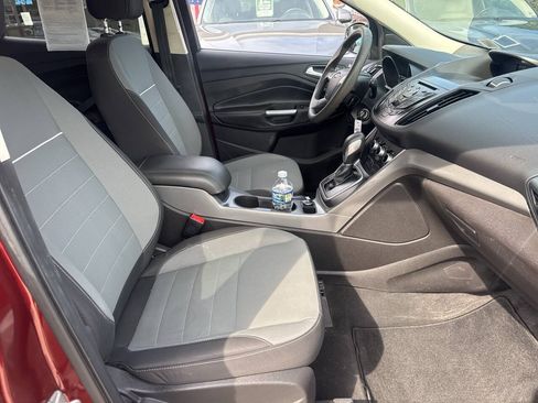 Used 2014 Ford Escape SE AWD/4WD image 8