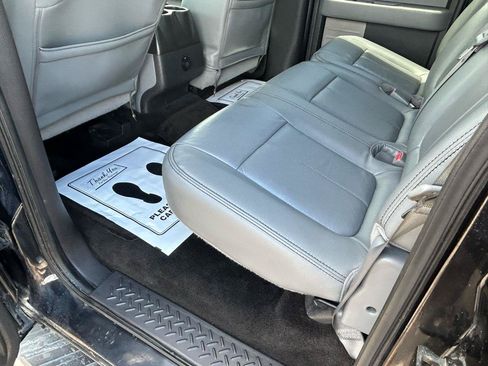 Used 2014 Ford F150 XLT w/ Equipment Group 302A Luxury AWD/4WD image 9