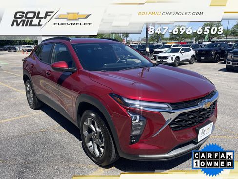 Used 2025 Chevrolet Trax LT w/ LT Convenience Package FWD image 5