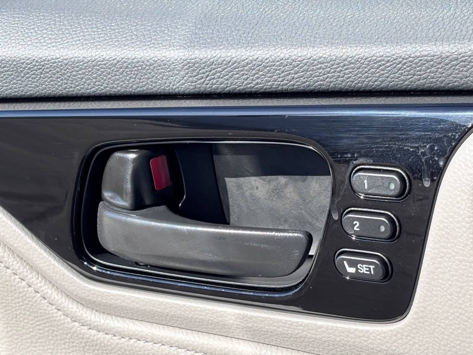 New 2026 Honda Odyssey Touring image 13