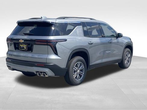 New 2026 Chevrolet Traverse LT w/ LPO, Floor Liner Package image 3