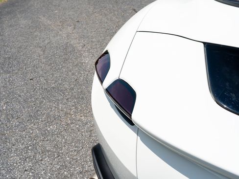 Used 2024 Ferrari Roma Spider RWD image 18