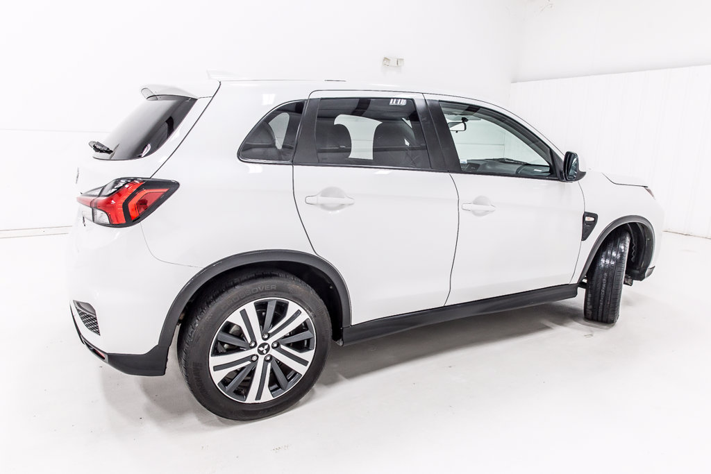 Used 2020 Mitsubishi Outlander Sport ES FWD image 8