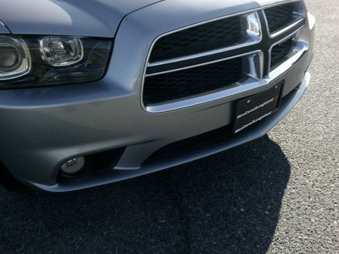 Used 2014 Dodge Charger R/T image 39