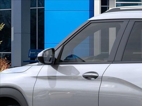 New 2026 Chevrolet TrailBlazer LT image 12