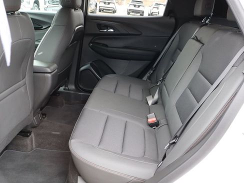 Used 2023 Chevrolet TrailBlazer RS w/ Convenience Package image 35