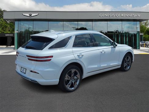 Used 2025 Genesis Electrified GV70 Advanced image 7