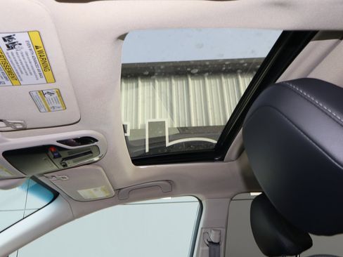 Used 2021 Subaru Outback Limited w/ Popular Package #2 image 8