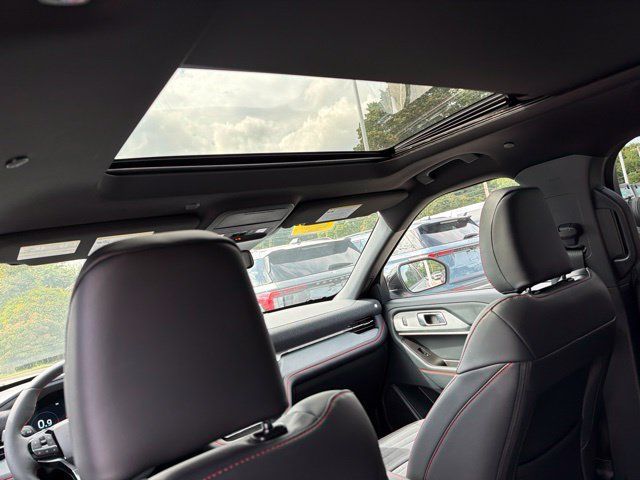 New 2027 Ford Explorer ST-Line w/ Premium Package AWD/4WD image 9