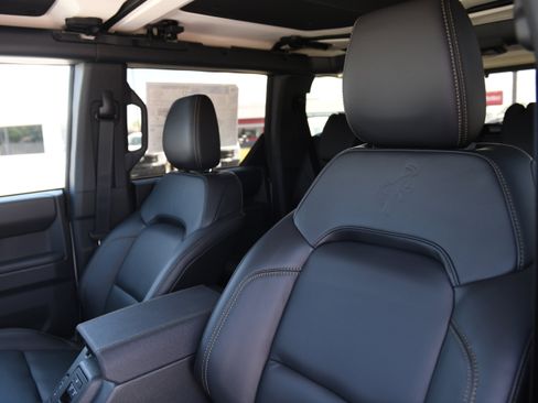 New 2026 Ford Bronco Badlands AWD/4WD image 13
