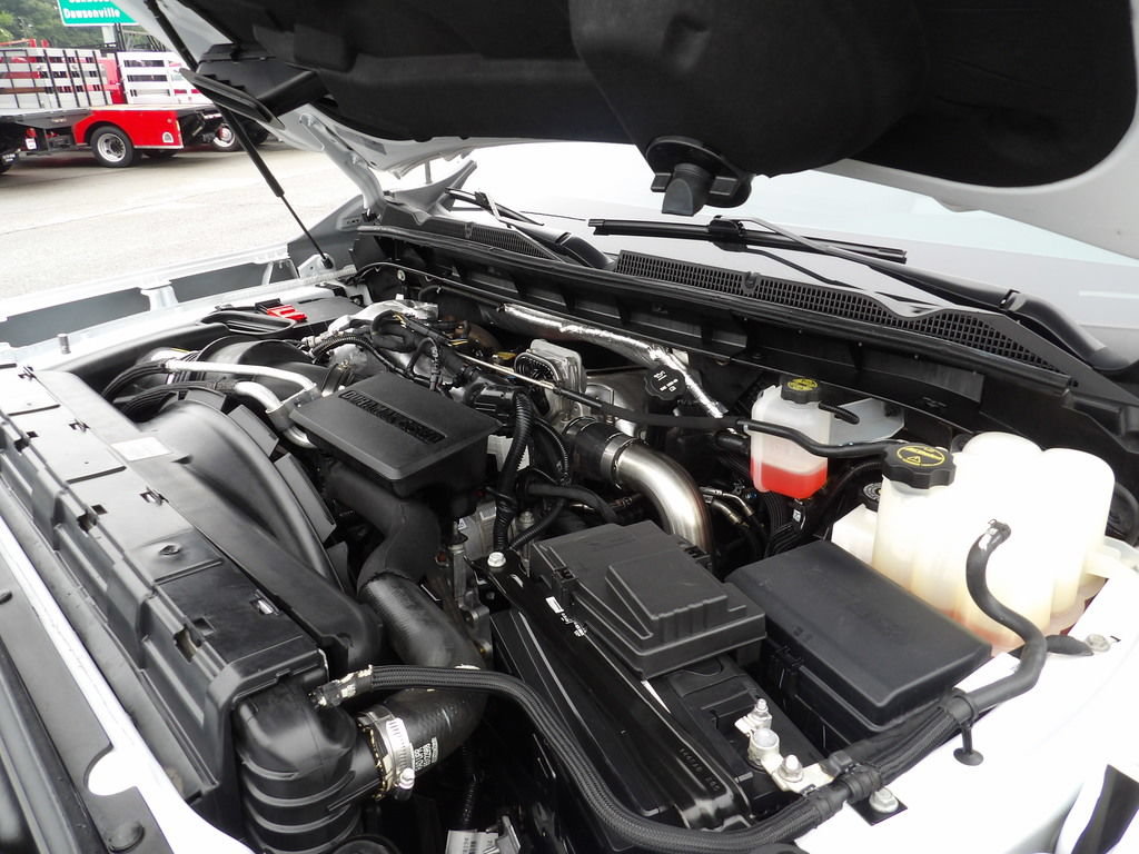 Used 2024 GMC Sierra 3500 Denali Ultimate AWD/4WD image 46