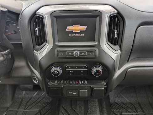 Used 2022 Chevrolet Silverado 1500 Custom image 37
