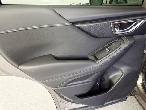Used 2019 Subaru Forester Premium image 11