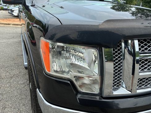 Used 2012 Ford F150 Lariat w/ Lariat Chrome Pkg AWD/4WD image 28