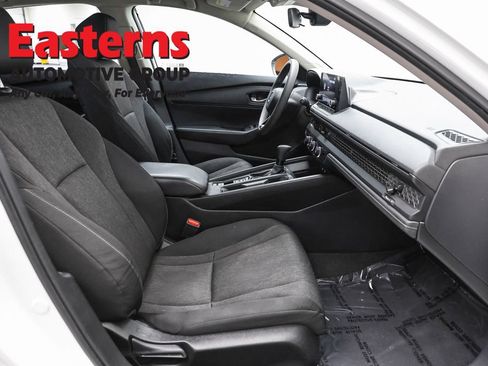 Used 2023 Honda Accord LX image 23