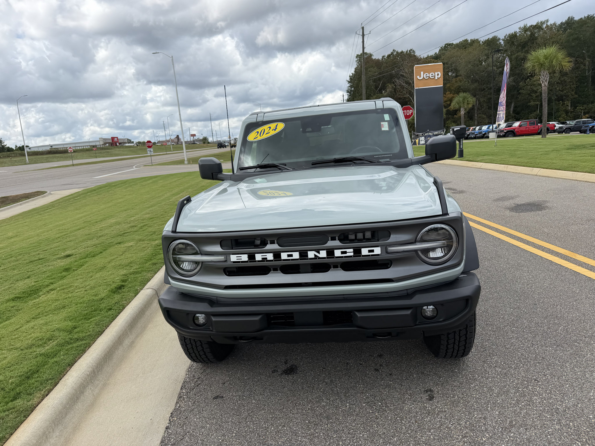 Used 2024 Ford Bronco Big Bend AWD/4WD image 18