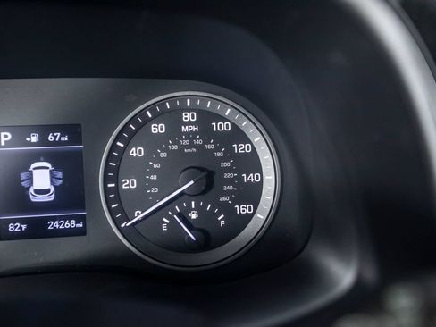 Used 2019 Hyundai Tucson Sport FWD image 32