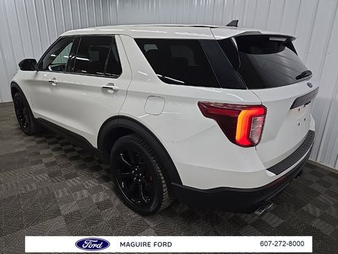 Used 2022 Ford Explorer ST w/ ST Street Pack image 11