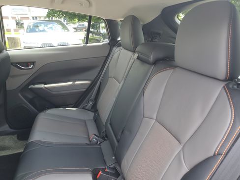Used 2025 Subaru Crosstrek 2.5i Limited AWD/4WD image 25
