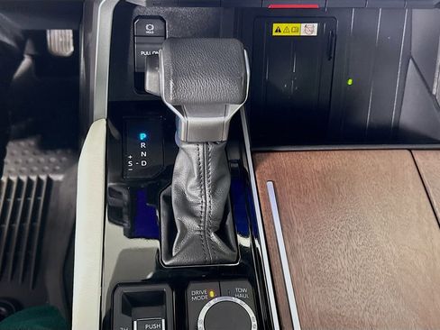 Used 2024 Toyota Tundra Capstone image 16