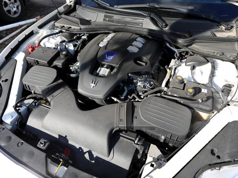 Used 2017 Maserati Quattroporte S Q4 image 26