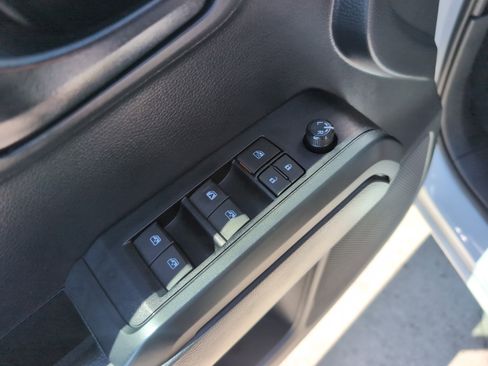 Certified 2023 Toyota Tacoma SR image 14