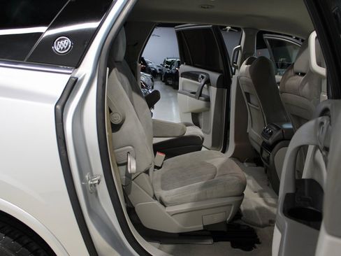 Used 2016 Buick Enclave Convenience image 16
