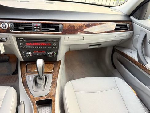 Used 2008 BMW 328i Sedan RWD image 10