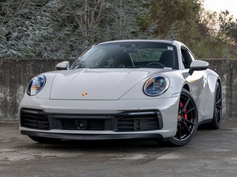 Certified 2020 Porsche 911 Carrera S image 1