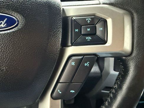 Used 2020 Ford F150 Lariat image 15