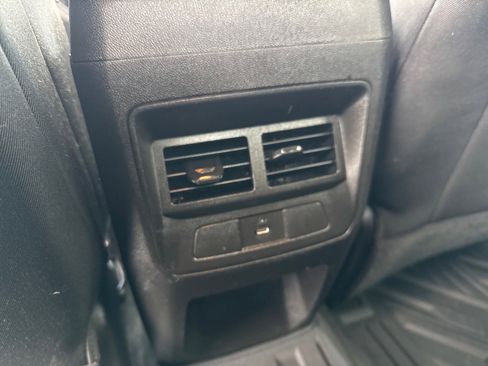 Used 2023 Chevrolet Colorado LT w/ LT Convenience Package image 27