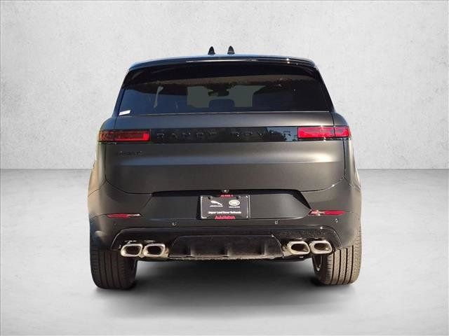 New 2026 Land Rover Range Rover Sport Dynamic SE AWD/4WD image 6