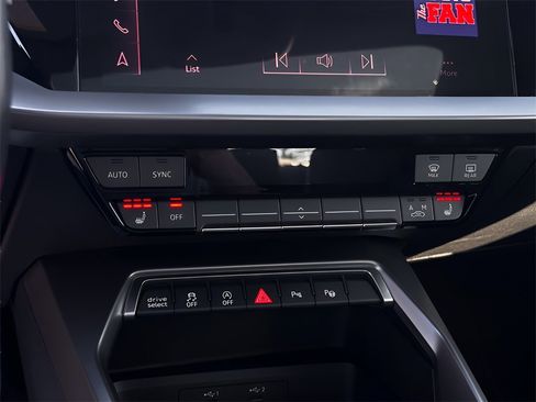 Used 2023 Audi A3 2.0T Premium image 13