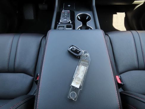 New 2026 Honda Pilot Black Edition image 32