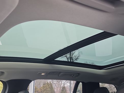 Used 2025 Volvo XC90 B6 Plus w/ Protection Package Premier image 8