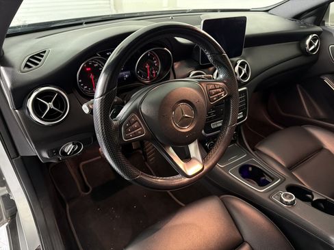 Used 2019 Mercedes-Benz GLA 250 image 4