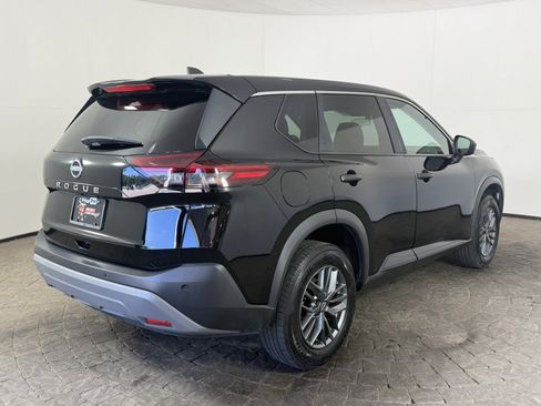 Used 2023 Nissan Rogue S FWD image 9