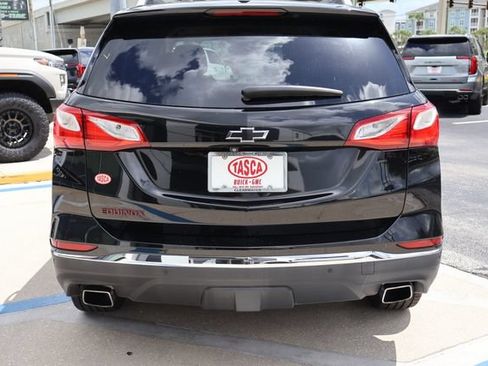 Used 2020 Chevrolet Equinox Premier w/ Premier Redline Edition FWD image 6
