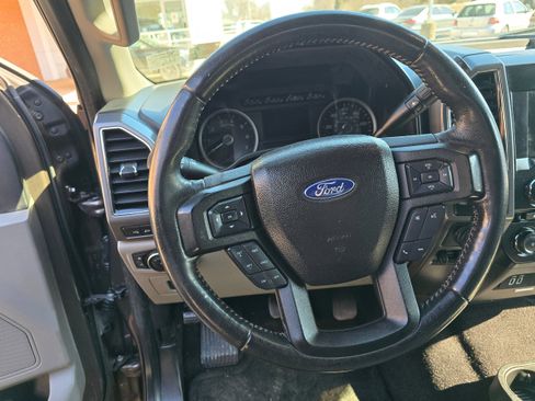 Used 2017 Ford F150 XLT w/ Equipment Group 302A Luxury image 16