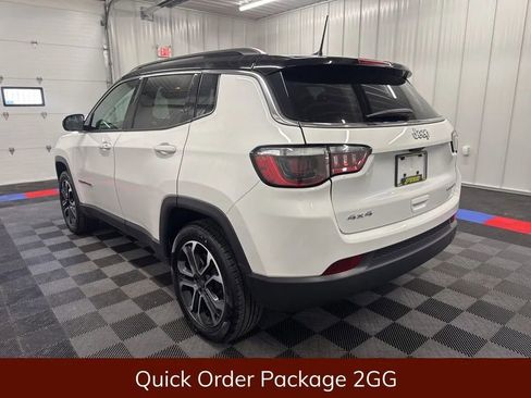 Used 2022 Jeep Compass Limited AWD/4WD image 7