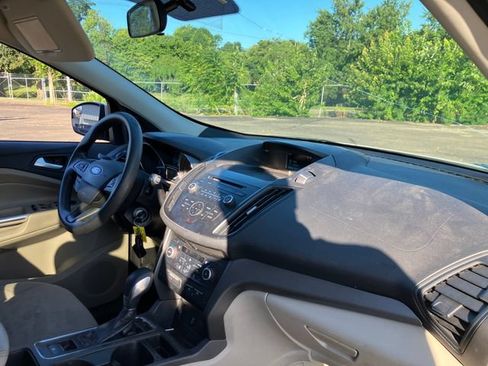 Used 2018 Ford Escape SE AWD/4WD image 13