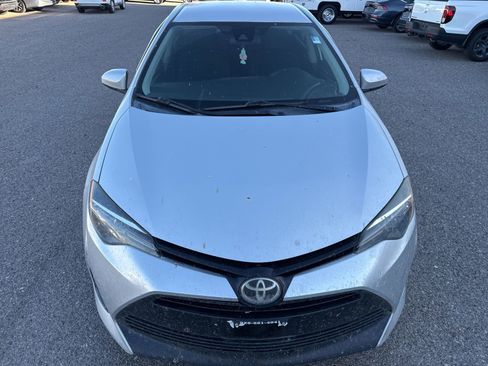Used 2018 Toyota Corolla LE FWD image 8
