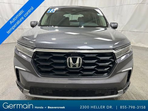 Used 2025 Honda Pilot EX-L image 3