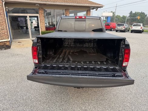 Used 2018 RAM 1500 Big Horn AWD/4WD image 23