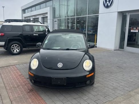 Used 2007 Volkswagen Beetle Convertible w/ Package 2 image 19