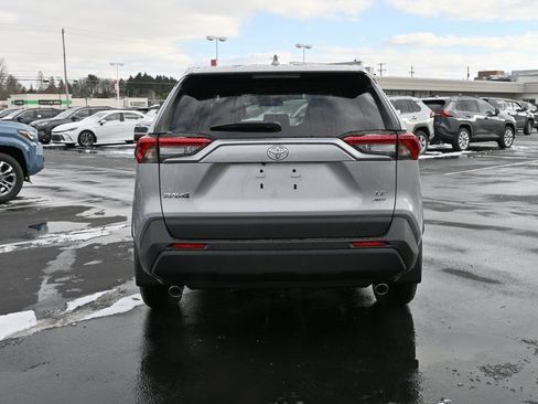 New 2025 Toyota RAV4 LE image 6