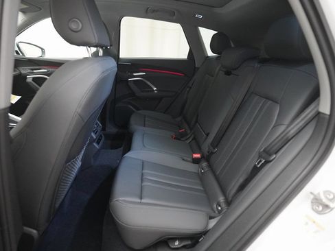 Used 2025 Audi Q5 Premium w/ Convenience Package AWD/4WD image 15