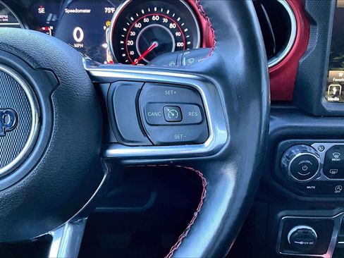 Used 2021 Jeep Gladiator Rubicon image 24