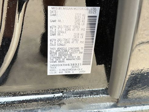 Used 2025 Nissan Frontier PRO-4X w/ Pro Convenience Package AWD/4WD image 19