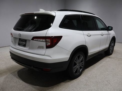 Used 2022 Honda Pilot Sport image 2